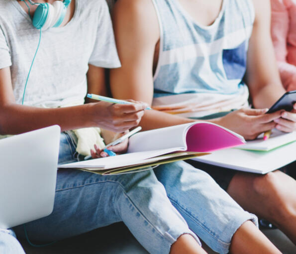 EDUCACIÓN | Doy charlas en escuelas, universidades, empresas, etc.